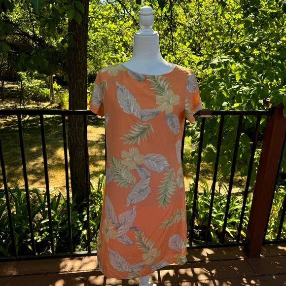 Tori Richard Hawaii Dress - Picture 2 of 6